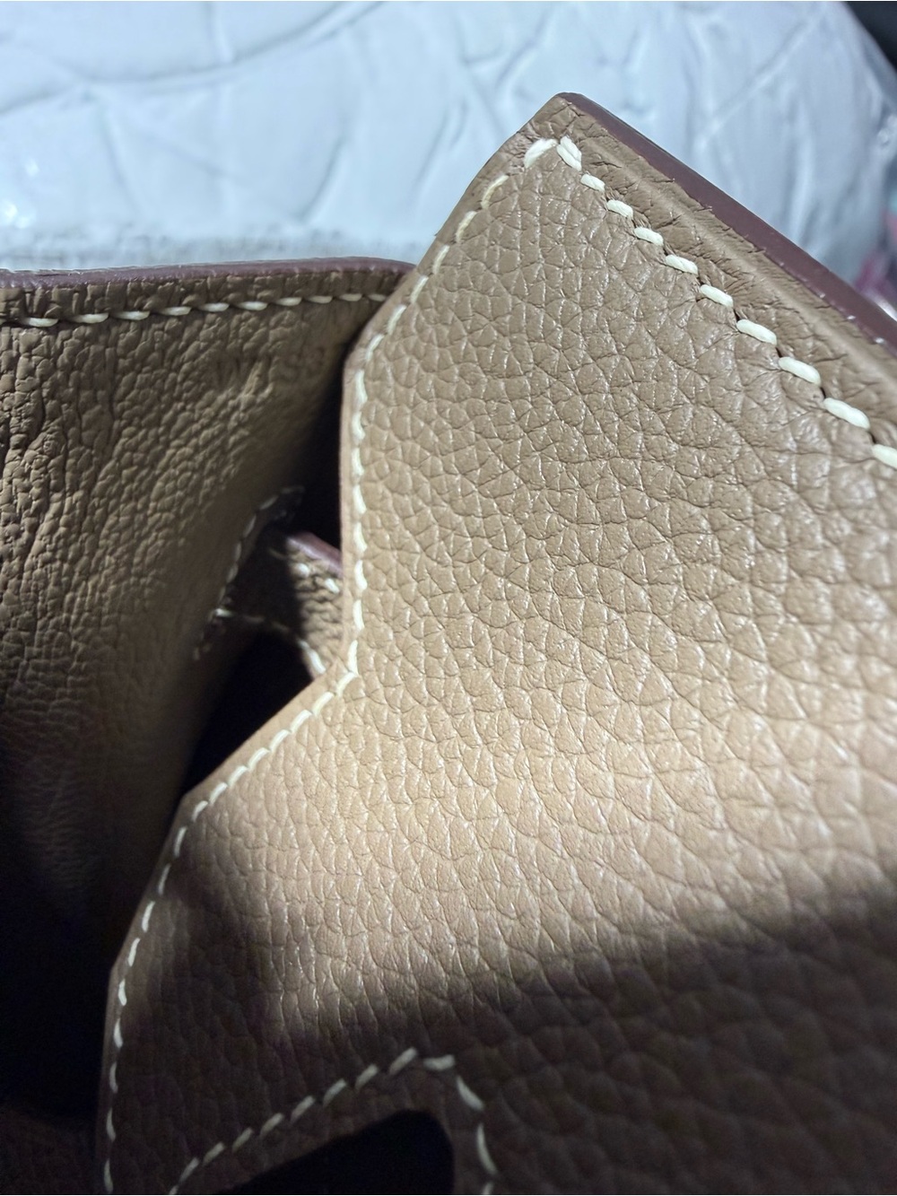 Hand sewn Taupe Structured Top-Handle Leather Tote with Charm size 30 - Picture 5 of 7